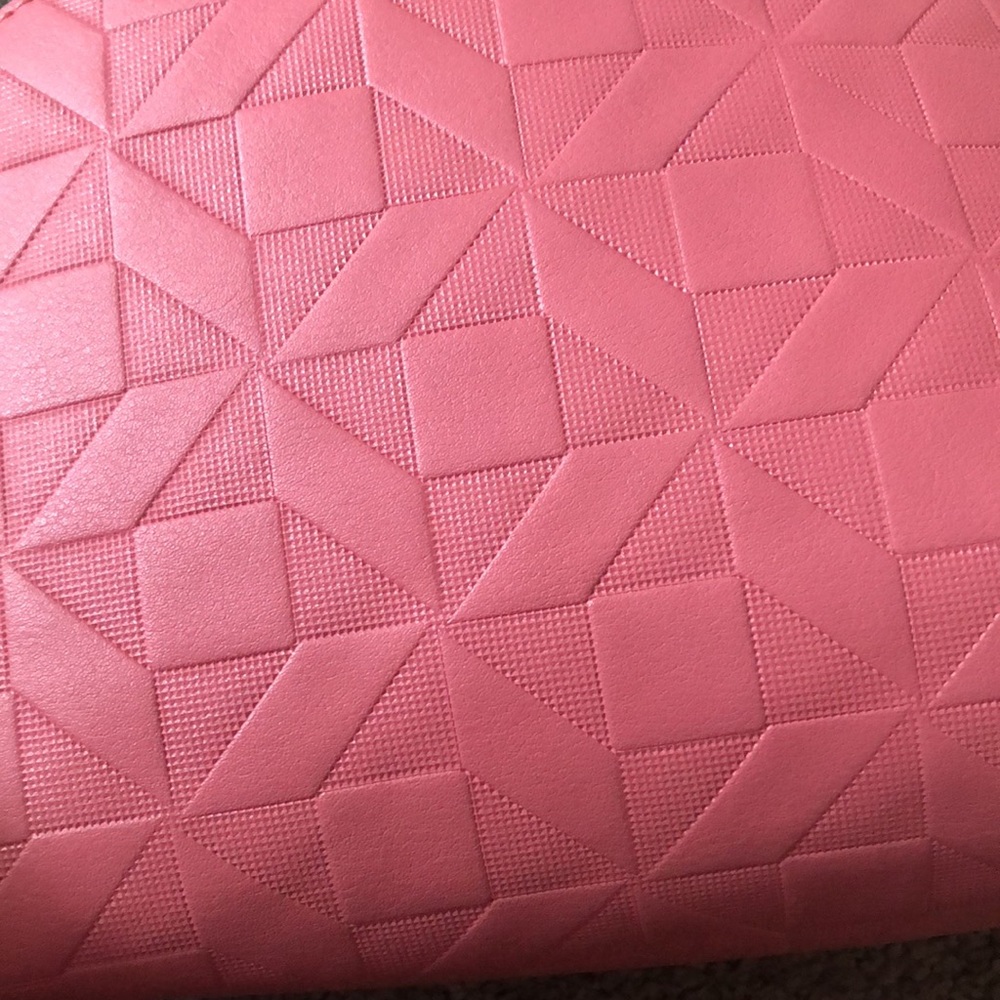 Case - Picture 3 of 3